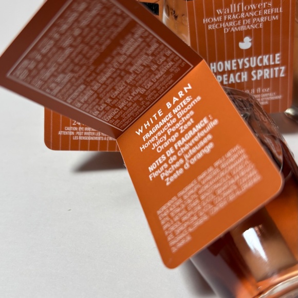 HONEYSUCKLE & PEACH SPRITZ Wallflowers - Picture 2 of 2